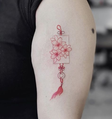 Sakura Fan Tattoo, Chinese Charm Tattoo Design, Norigae Drawing, Dainty Japanese Tattoo, Japanese Lucky Charm Tattoo, Minimalist Japanese Tattoo, Chinese Charm Tattoo, Vietnamese Inspired Tattoo, Chinese Knot Tattoo