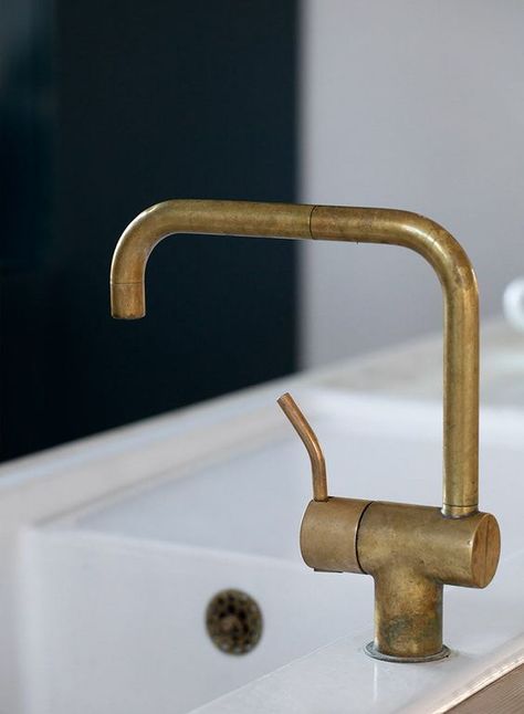 Brass Kitchen Tap, Brass Kitchen Faucet, Interior Desig, Freestanding Kitchen, Brass Kitchen, Brass Fixtures, Brass Faucet, Trendy Bathroom, Kitchen Fixtures