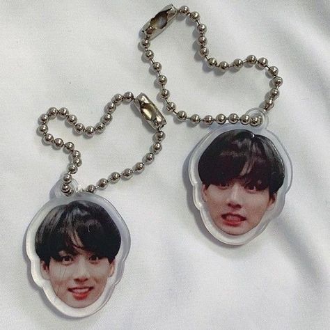 Bts Keychain, Pink Business Card, Kpop Diy, Bts Merch, Korean Aesthetic, Bts Aesthetic, Kpop Merch, Cute Keychain, Brown Aesthetic