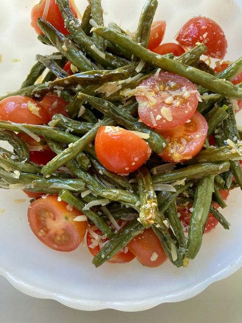 Italian Green Bean Salad – Page 2 – 99easyrecipes Salad Dressing Recipes Vinaigrette, Grilled Beef Ribs, Green Bean Salad Recipes, Italian Green Beans, Beef Ribs Recipe, Green Bean Salad, Green Bean Salads, Bean Salad Recipes, Green Beans And Tomatoes