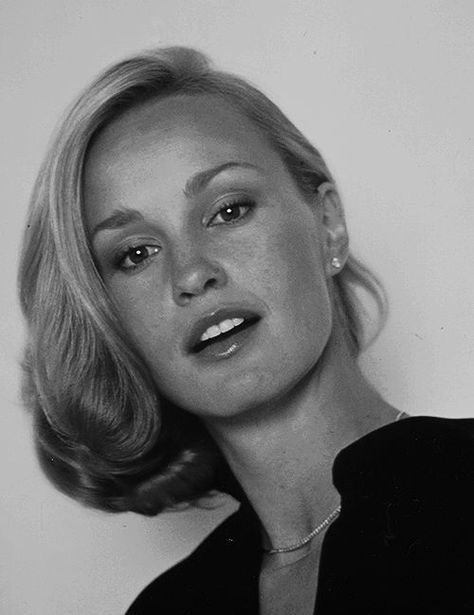 Jessica Lange Young, Actrices Hollywood, Shooting Photo, White Photo, Famous Faces, American Horror, Classic Beauty, American Horror Story, Hollywood Glamour