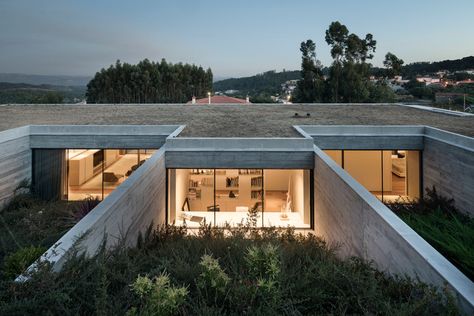 Tiered House, Steel Frame House, Braga Portugal, Earth Sheltered, Underground Homes, Exposed Concrete, Vintage Porsche, Concrete House, Green Roof