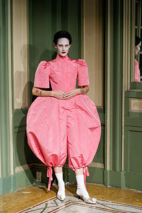 Puppets & Puppets Spring 2020 Ready-to-Wear Collection - Vogue Puppets And Puppets, Romeo Und Julia, Design Outfit, Runway Collection, Fantasy Fashion, Costume Design, Yorkie, New York Fashion, Puppets