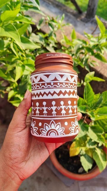 Warli Painting, Warli Art, Painting On Glass, Acrylic Markers, Bottle Painting, Cute Diys, White Acrylic, White Acrylics, Bottle Art