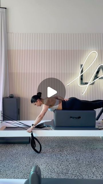 Pilates | Charlie Parish | 🔥 SINGLE ARM SERIES 🔥 You have to add this into your next class! Clients will love it!  Save and try for later my friends 💕   Spring... | Instagram Single Arm Row, Pilates Reformer Exercises, Pilates Videos, Spring Instagram, Reformer Pilates, Pilates Video, Tricep Extension, Pilates Instructor, Pilates Reformer