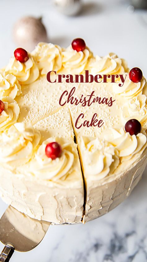 Cranberry Christmas Cake, Fluffy Cream Cheese Frosting, Orange Cream Cheese, New Year's Desserts, Cranberry Cake, Christmas Cake Recipes, Gateaux Cake, Cranberry Recipes, Christmas Food Desserts