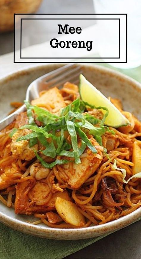 Mamak Malaysia, Mee Goreng Recipe, Mee Goreng Mamak, Malaysia Recipes, Mee Goreng, Fried Noodle, Rasa Malaysia, Takeout Food, Malaysian Food