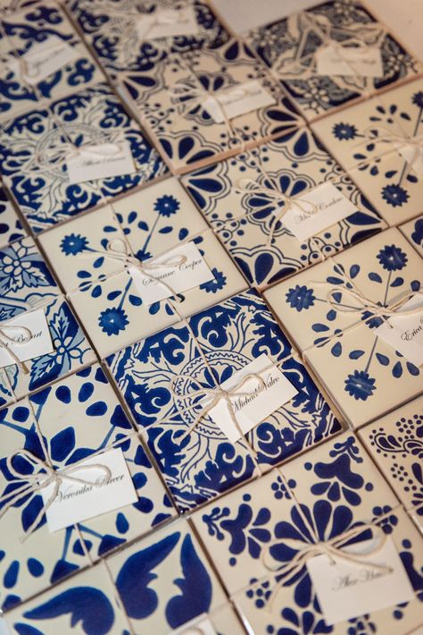 Tile Wedding Place Cards, Wedding Place Settings Name Cards, Talavera Seating Chart, Mediterranean Blue Wedding, Tile Name Cards Wedding, Wedding Name Place Cards Ideas, Azulejos Wedding, Wedding Tiles, Mexican Tile Wedding