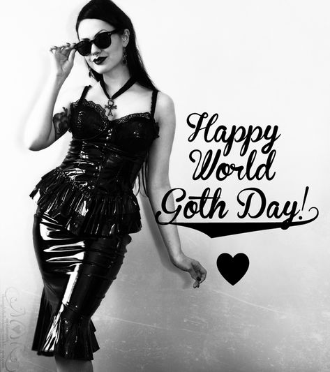 Don't forget later this month is World Goth Day May 22nd!~Pinned by Cat A. Tonic @MetalCatatonic World Goth Day, J Goth, Dark Gothic Fashion, Goth Bands, Black Round Sunglasses, Gothic Clothes, Beautiful Dark Art, Gothic Beauty, Through The Looking Glass