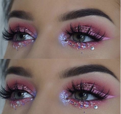 Carnaval Make-up, Pink Glitter Makeup, Fantasy Make-up, Maquillage Yeux Cut Crease, Pink Eye Makeup, Rave Makeup, Barbie Makeup, Glitter Eye Makeup, Eye Makeup Designs