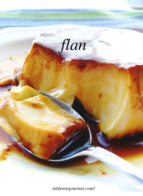 Homemade Flan, Flan Au Caramel, Dessert Crepes, Argentina Food, Argentinian Food, Caramel Recipe, Flan Recipe, Mousse Dessert, Kinds Of Desserts