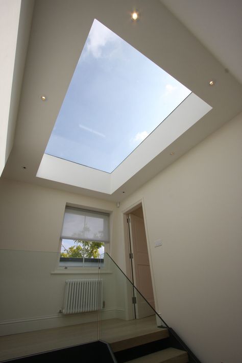 Design Options for Structural Glass Roofs » IQ Glass News Hall Skylight, Flat Roof Lights, Loft Rooms, Skylight Glass, Balcony Roof, Bungalow Extensions, Roof Skylight, Skylight Design, Staircase Designs