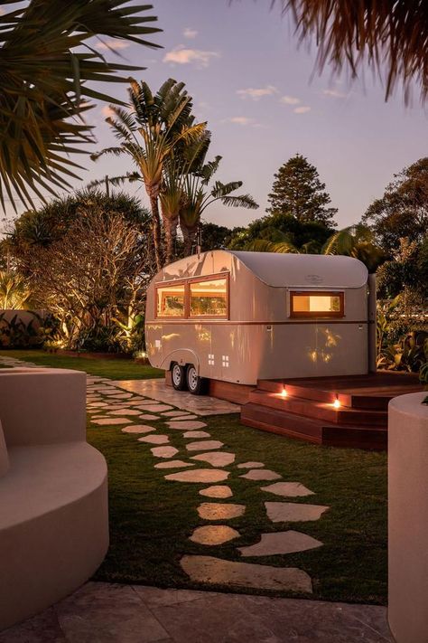 The Swell, Byron Bay: New Boutique Hotel In Northern NSW - Vogue Australia Palm Springs Aesthetic, Retro Boutique, Luxury Glamping, Business Ownership, Wellness Retreat, Caravan Park, Secluded Beach, Vogue Australia, Google Reviews