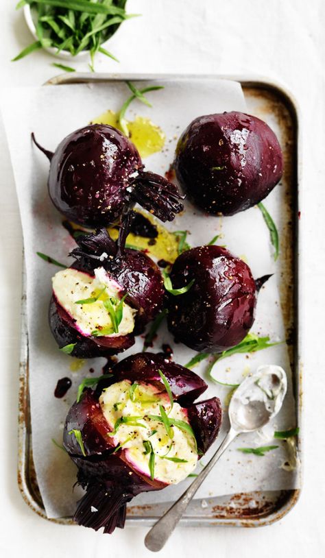 Beetroot Recipe, Baked Beetroot, Beetroot Recipes, Winter Veggies, Cabbage Salad Recipes, Produce Recipes, Beetroot Salad, Winter Vegetables, Seasonal Food