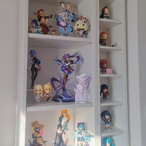 i got some new shelves last week but there still isn't enough room for all my figures... Figurine Shelf Display, Figure Shelf, Figurine Shelf, Figurine Display, Figure Display, Cube Shelves, White Shelves, Bedroom Idea, Shelf Design