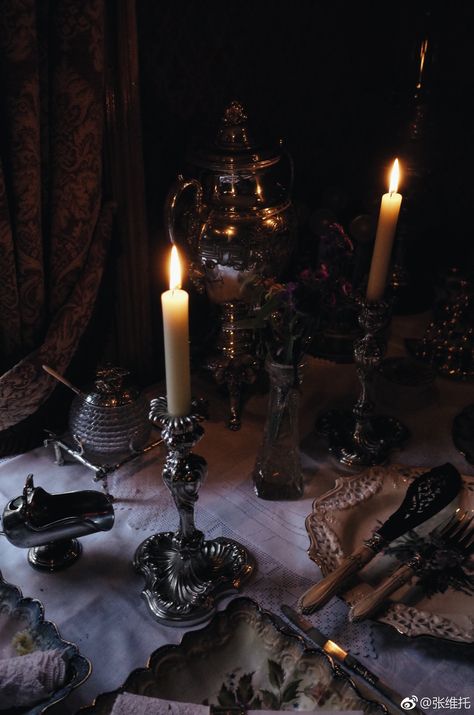 Victorian Candles Aesthetic, Victorian Seance Aesthetic, 1300s Aesthetic, Romantic Goth Decor, Vampire Victorian Aesthetic, Alexia Core, Gothic Victorian Aesthetic, Witches Ritual, Victorian Gothic Aesthetic