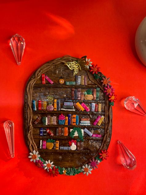 Polymer Clay Bookcase, Polymer Clay Bookshelf, Clay Bookshelf, Clay Scene, Polymer Clay Books, Clay Jars, Magical Room, Magic Theme, Clay Inspo