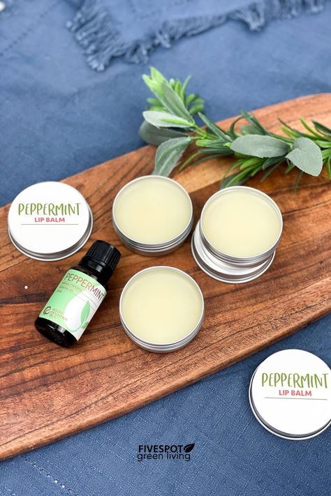 Cocoa Butter Lip Balm Recipe, Peppermint Lip Balm Recipe, Diy Peppermint Lip Balm, Winter Lip Balm, Peppermint Oil Uses, Peppermint Lip Balm, Candle Making Wax, Lip Balm Containers, Lip Balm Recipes