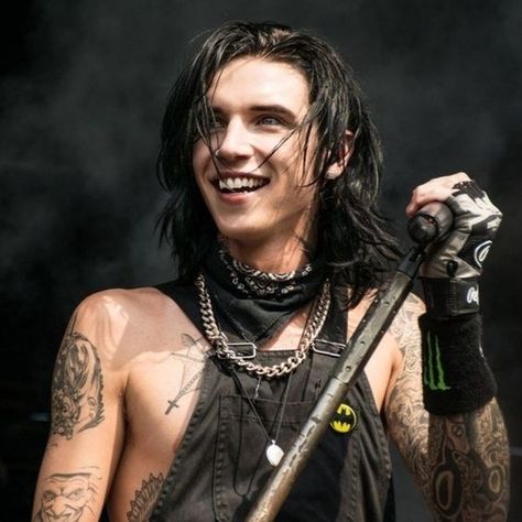 Andy Biersak, Andy Sixx, Emo Men, Vans Warped Tour, Ronnie Radke, Andy Black, Warped Tour, Falling In Reverse, Andy Biersack