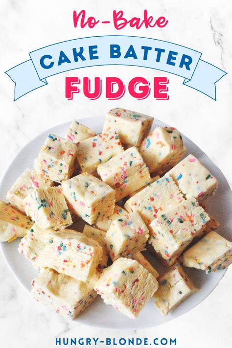 This easy dessert recipe is going to change your life! All you need to make this rich and decadent no-bake Funfetti Cake Batter Fudge is 4 ingredients, and it's the perfect easy dessert to serve at a party or just as a delicious treat. Cake Batter Fudge Easy, Funfetti Fudge, Funfetti Christmas, Cake Mix Fudge, Confetti Cake Recipes, Birthday Cake Fudge, No Bake Fudge, Cake Batter Fudge, Cake Batter Recipes