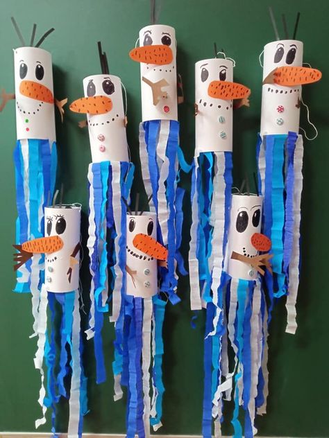 Winter Crafts For Kids Elementary, January Preschool Crafts, Jellyfish Room, Winter Library, Arctic Art, Monkey Room, Winter Crafts Preschool, Winter Art Lesson, January Activities