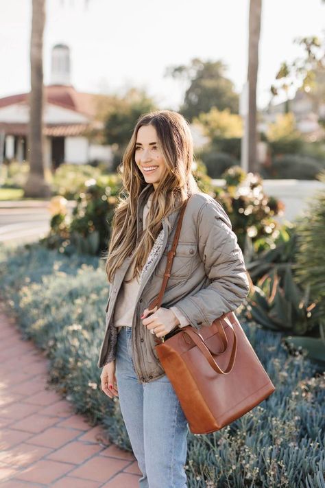 Madewell Transport Bag in English Saddle Madewell Tote Outfit, Madewell Tote, Madewell Transport Tote, Madewell Bags, Curvy Petite Fashion, Tote Outfit, English Saddle, My Days, Chic Leather