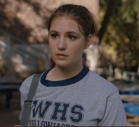 shauna shipman yellowjackets showtime Yellowjackets Showtime, Sophie Nélisse, Sophie Nelisse, Gone Series, Dangerous Love, Good Cartoons, Yellow Jacket, Someone New, I Have A Crush