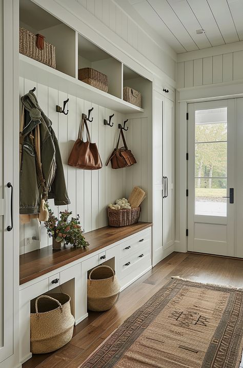 Mudroom Remodel, Farmhouse Mudroom, Mud Room Entry, Mudroom Ideas, Mudroom Entryway, Mudroom Decor, Mudroom Laundry Room, Dream Life House, Mud Room Storage