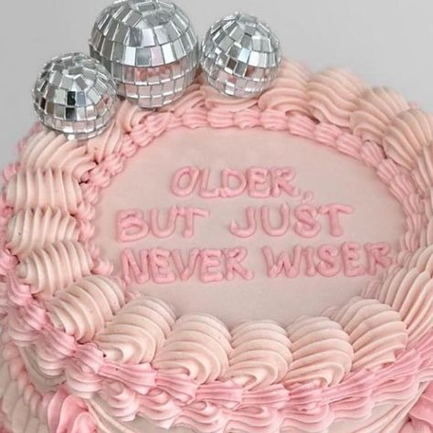 29th Birthday Cakes, Taylor Swift Cake, 25th Birthday Parties, 21st Cake, Sweet 16 Birthday Cake, 16 Birthday Cake, Taylor Swift Party, Taylor Swift Birthday, Cute Birthday Ideas