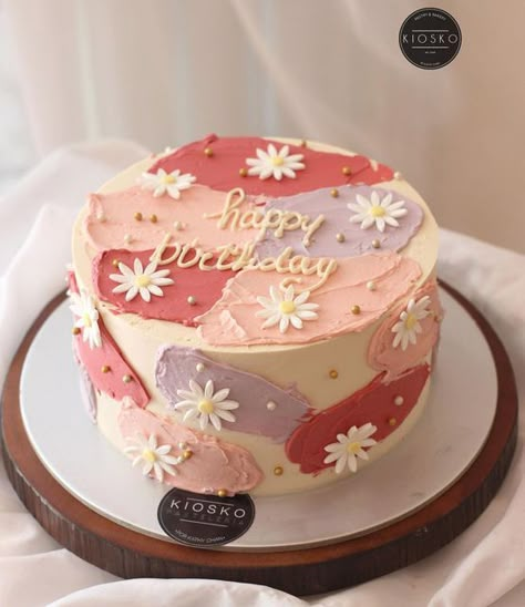 Girly Birthday Cakes, 17 Birthday Cake, Small Birthday Cakes, Girly Cakes, Pastel Cakes, Simple Cake Designs, 18th Birthday Cake, Mini Cakes Birthday, Creative Birthday Cakes