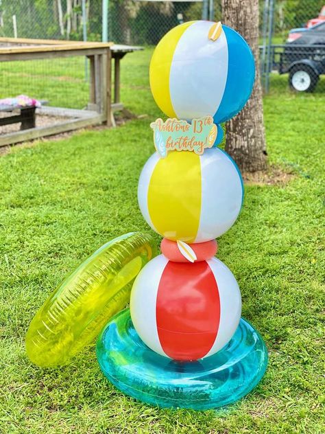 Surf Birthday Party Ideas, Beach Theme Party Decorations, Beach Ball Party, Surf Birthday Party, Water Birthday, Surf Birthday, Pool Party Kids, Splash Party, Surf Party