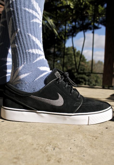 Nike Stefan Janoski Outfit, Stefan Janoski Outfit, Nike Stefan Janoski, Stefan Janoski, All About Fashion, Nike Free, Street Fashion, Sneakers Nike, Lost