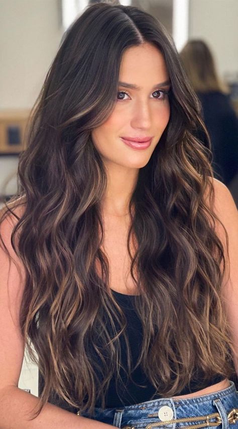 Chocolate Long Hair, Brown Hair Colour Ideas, Brown Hair Colour, Hair Colour Ideas, Highlights For Dark Brown Hair, Black Hair Balayage, Dark Brunette Hair, Blond Balayage, Brunette Hair With Highlights