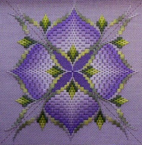 Canvas work is one of the oldest forms of embroidery. Bargello, or Florentine stitch is a great way of starting canvas work. Scroll to the end for a free chair seat pattern to get you started. Motifs Bargello, Pola Jaring, Bargello Patterns, Bargello Quilts, Bargello Needlepoint, Swedish Weaving, Hardanger Embroidery, Needlepoint Stitches, Needlepoint Designs