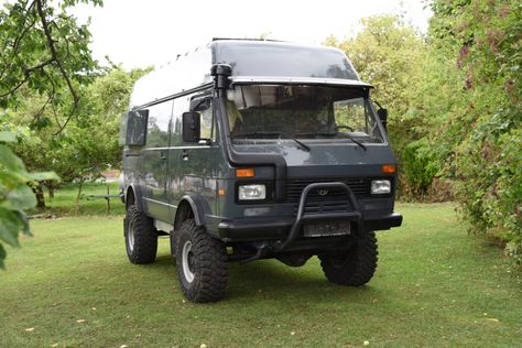 The VW LT 4x4 - VWLT.co.uk Vw Lt 35, Vw Syncro, Vw Eurovan, Motorcycle Camping Gear, Vw Lt, Kayak Camping, Expedition Truck, 4x4 Van, Vw Crafter