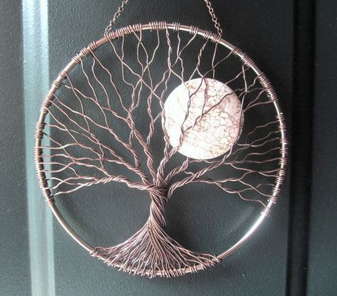 Jewelry Tree Diy, Tree Of Life Artwork, Vintage Jewelry Diy, Circle Tattoos, Wire Trees, Tree Of Life Tattoo, Celtic Tree Of Life, Metal Tree Wall Art, Celtic Tree