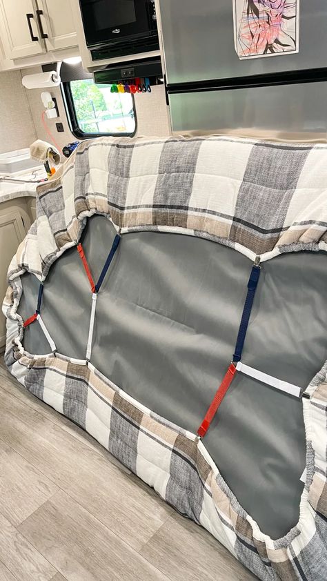 Rv Bunk Room Makeover, Camper Bunk Curtains, Rv Bunk Bed Storage Ideas, Camper Bunk Bed Ideas Storage, Diy Rv Bunk Beds, Bunk Bed Storage Ideas, Camper Bunk Bed Ideas, Camper Bunk Beds, Rv Blinds