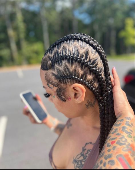 Zig Zag Braids, Zig Zag Part, Dramatic Edges, Zig Zag Braid, Cornrows With Box Braids, Feed Ins, Feed In Braids, Feed In Braids Hairstyles, Quick Braided Hairstyles