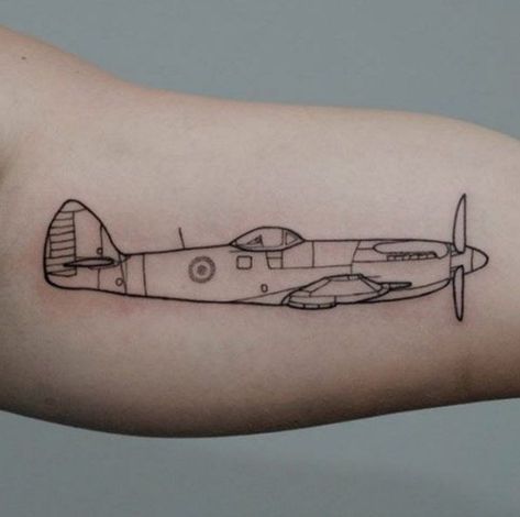 Aviation Tattoos, Spitfire Tattoo, Aircraft Tattoo, Titanic Tattoo, Tattoo Airplane, Kite Photo, Mustang Tattoo, Fighter Tattoos, Girl Tattoo Ideas