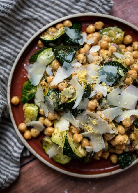 Zucchini And Chickpeas, Zucchini Chickpea, Stuffed Marrow, Low Calorie Salad, Roasted Zucchini, Lemon Zucchini, Roast Zucchini, Quick Salads, Cycle Syncing