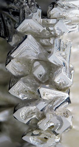 Silver Crystals | Flickr - Photo Sharing! Silver Nitrate, Geology Rocks, Ice Crystals, Pretty Rocks, Cool Rocks, Beautiful Rocks, Mineral Stone, Minerals And Gemstones, Rocks And Gems