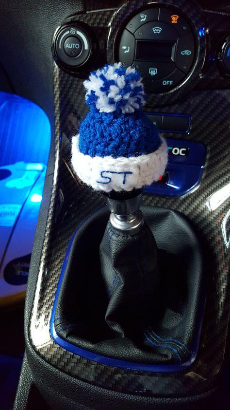 Crochet Car Accessories For Men, Crochet Shift Knob Cover, Crochet Gifts For Men Boyfriends, Car Hoodie, Crochet Holiday, Boyfriend Anniversary, Bake Goods, Crochet Car, Xmas 2024