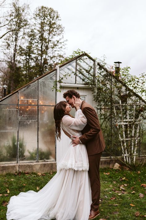 This was the first styled shoot I have hosted! The glasshouse community based out of Zeeland, MI was the perfect venue. It had a bright fusion of boho, modern, classic, greenery, and dreamy vibes! This brunette model is in a polka dot, lace, billow sleeved, convertible dress from Spring Sweet! It was a dream elopement collective. Brunette Models, Boho Garden, Garden Wedding Inspiration, Garden Greenhouse, Wedding Venue Decorations, Dress Hairstyles, Glass House, Wedding Poses, Wedding Photoshoot