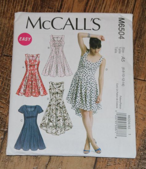 Mccalls Patterns Dress, Simple Dress Pattern, Princess Seam Dress, Sewing Dress, Summer Dress Patterns, Clothes Sewing, Pattern Collection, Mccalls Sewing Patterns, Miss Dress