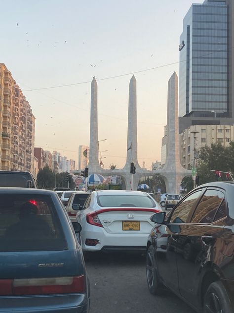 Karachi Road Snap, Karachi Driving Snaps, Karachi Beach, Madina Sharif Beautiful Pic, Pakistan Beauty, Pakistan Pictures, Fake Gifts, Aesthetic Instagram Accounts, Fake Insta