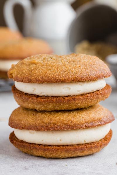 Keto Oatmeal Cream Pies (soft & chewy) Oatmeal Cream Pie Recipe, Oatmeal Cream Pie, Keto Oatmeal, Oatmeal Creme Pie, Oatmeal Cream Pies, Cream Pies, Oatmeal Cream, Cream Pie Recipes, Chewy Cookie