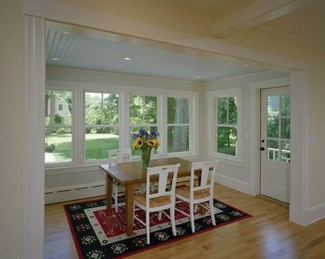 dining room bump out off kitchen Large Cased Openings Between Rooms, Dining Room Bump Out, Farmhouse Sunroom Ideas, Windows Sunroom, Sunroom Dining Room, Dining Room Addition, Sunroom Dining, Family Room Addition, Four Seasons Room