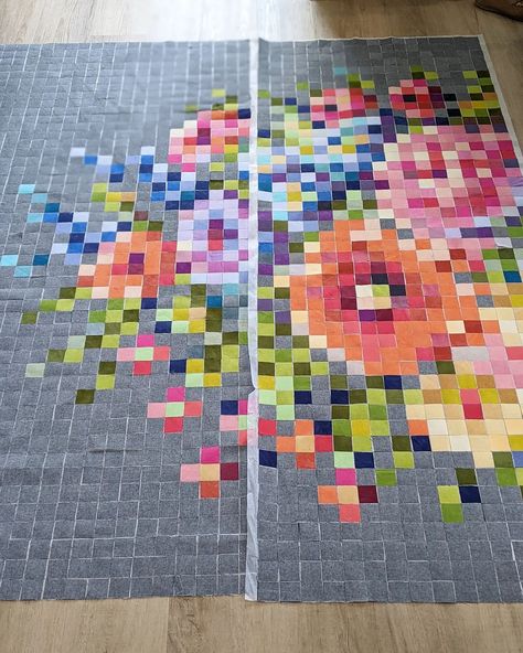 Embroidery Flower Quilt, Pixel Quilt Pattern, Pixel Quilt, 2d Abstract, Pixel Quilting, Fun Embroidery, Homemade Quilts, Flower Quilt, A Stitch In Time