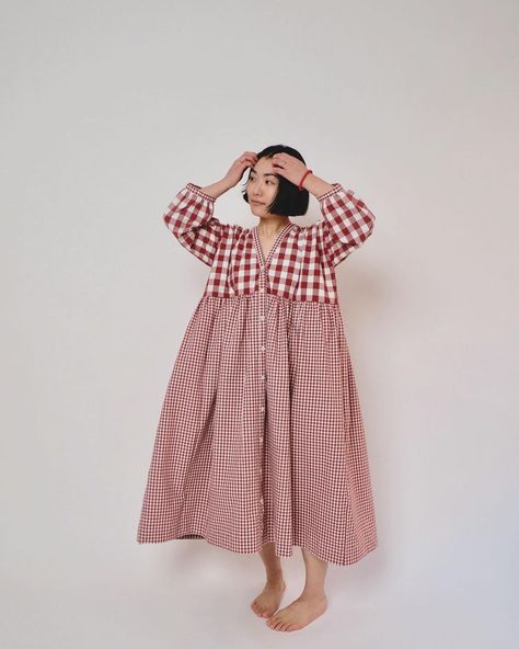 Women’s Dress Patterns, Zero Waste Pattern, Gather Dress, Check Curtains, Gathered Dress, Check Dress, Gingham Dress, Vintage Wear, Sewing Clothes