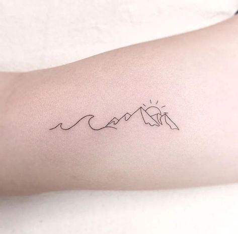 Mountain And Ocean Tattoo Simple, Fineline Tattoo Ideas Simple, Mountain Ocean Tattoo, Tattoo Montagne, Mountain And Ocean Tattoo, Little Tattoo Ideas, Enlightenment Tattoo, Moutain Tattoos, Berg Tattoo